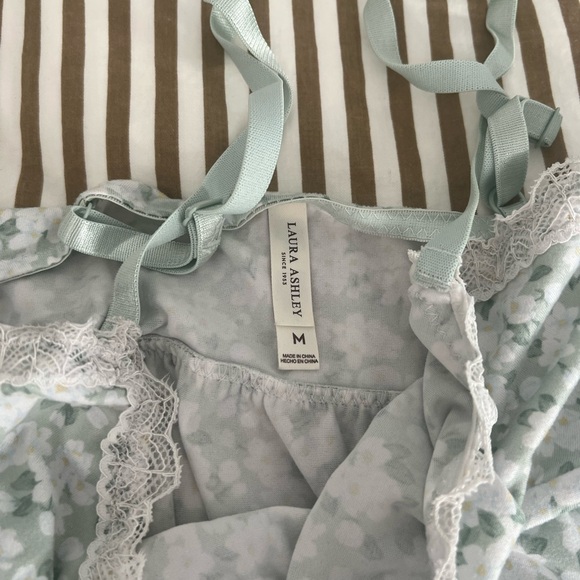 Floral matching pajama set - Picture 4 of 5